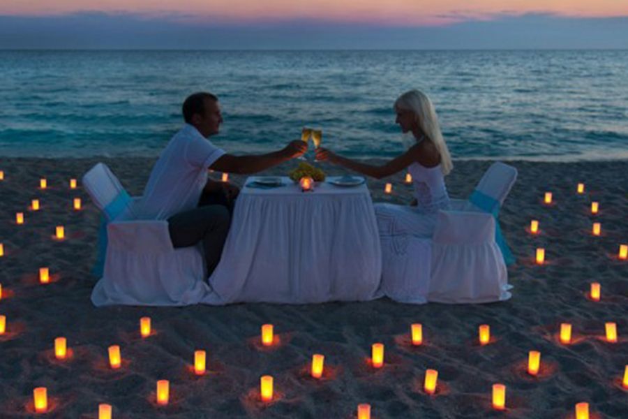 Honeymoon Special Candlelight Dinner In Havelock Island