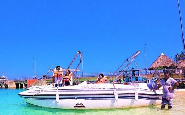 Private Boat Charter for Snorkeling in Diglipur Island