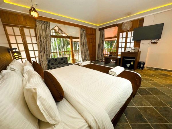 Luxury Suite Sea Facing Cottage