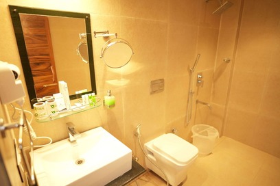Deluxe Cottage with Snorkeling- Shore Dive