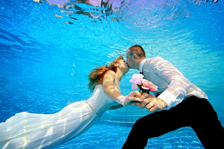underwater wedding in andaman